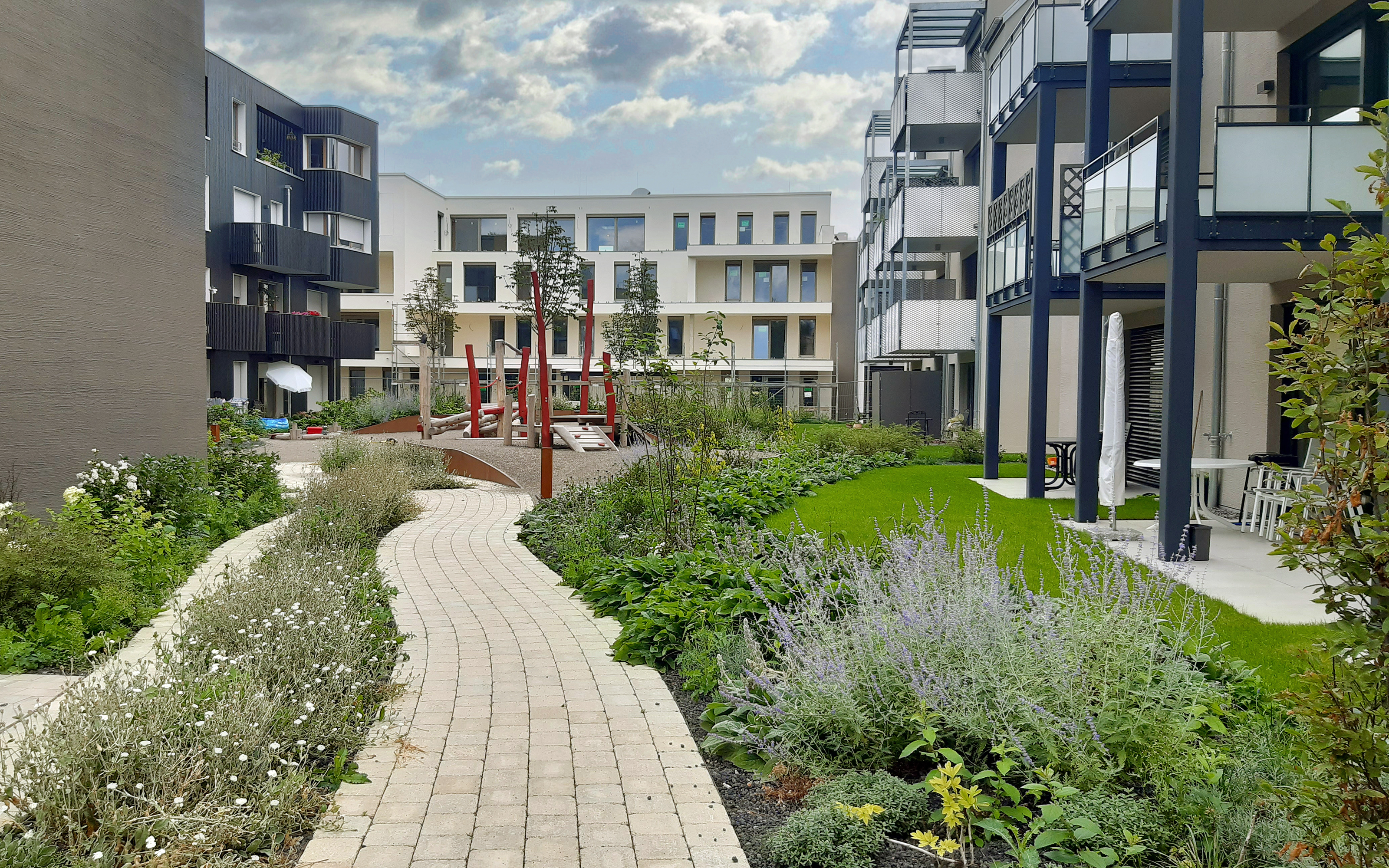 Begrünte Wohnanlage